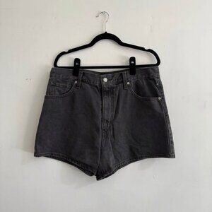 Levi’s Black Denim Shorts